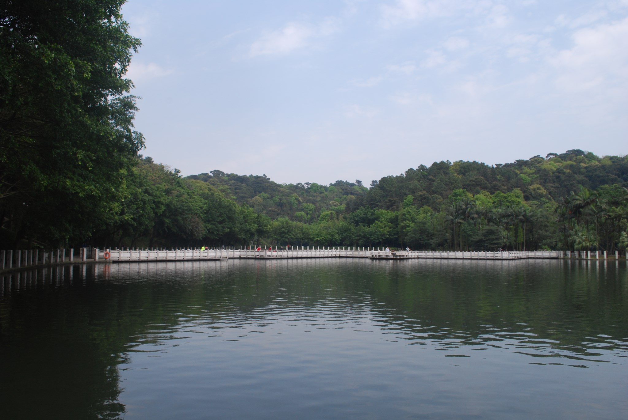 南海西樵山一日遊:觀音像,寶峰寺,天湖,桃花園,四方竹園,九龍巖,佛山