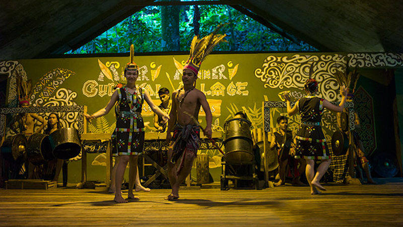 沙巴亚庇文化村马里马里文化村一日游