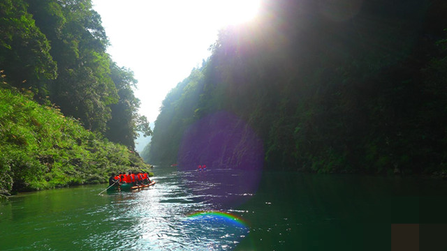 【天下第一漂】猛洞河漂流一日游(市区免费接送)