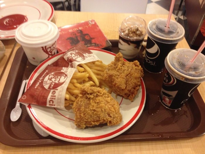 登巴萨美食-KFC Mall Discovery