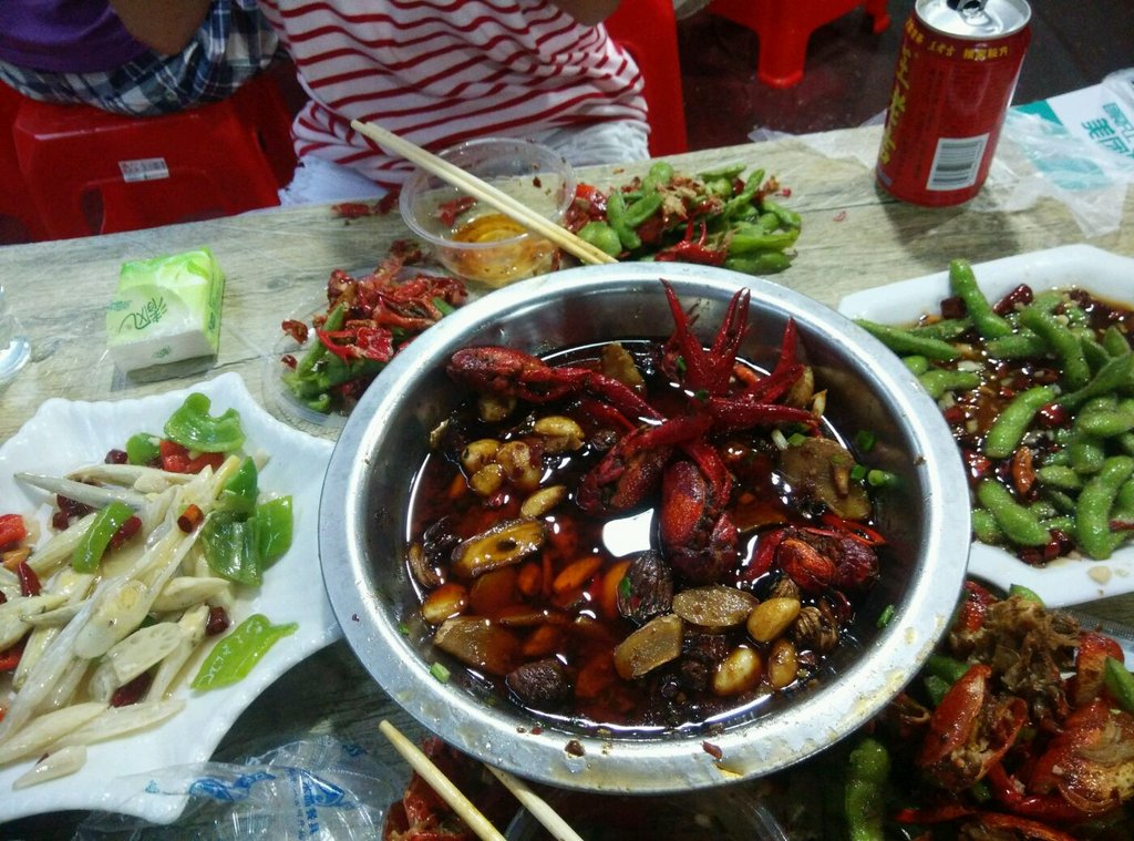 仙桃美食-小李子虾城(宏华店)