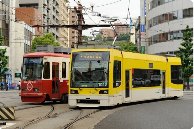驶过街角的风景日本全国路面电车下篇 上期为大家介绍的日本路面电车