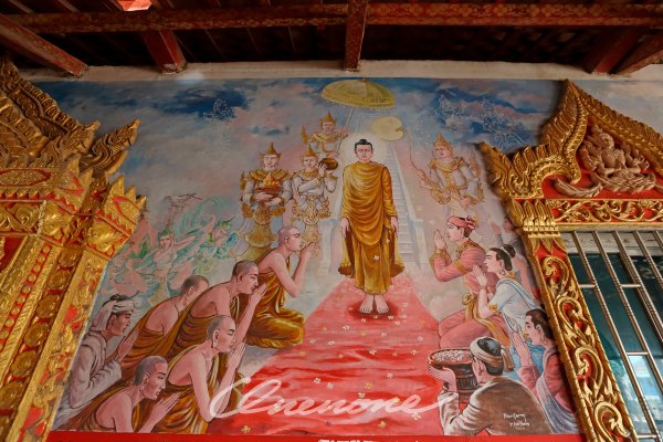 傣族佛寺壁画的表现手法